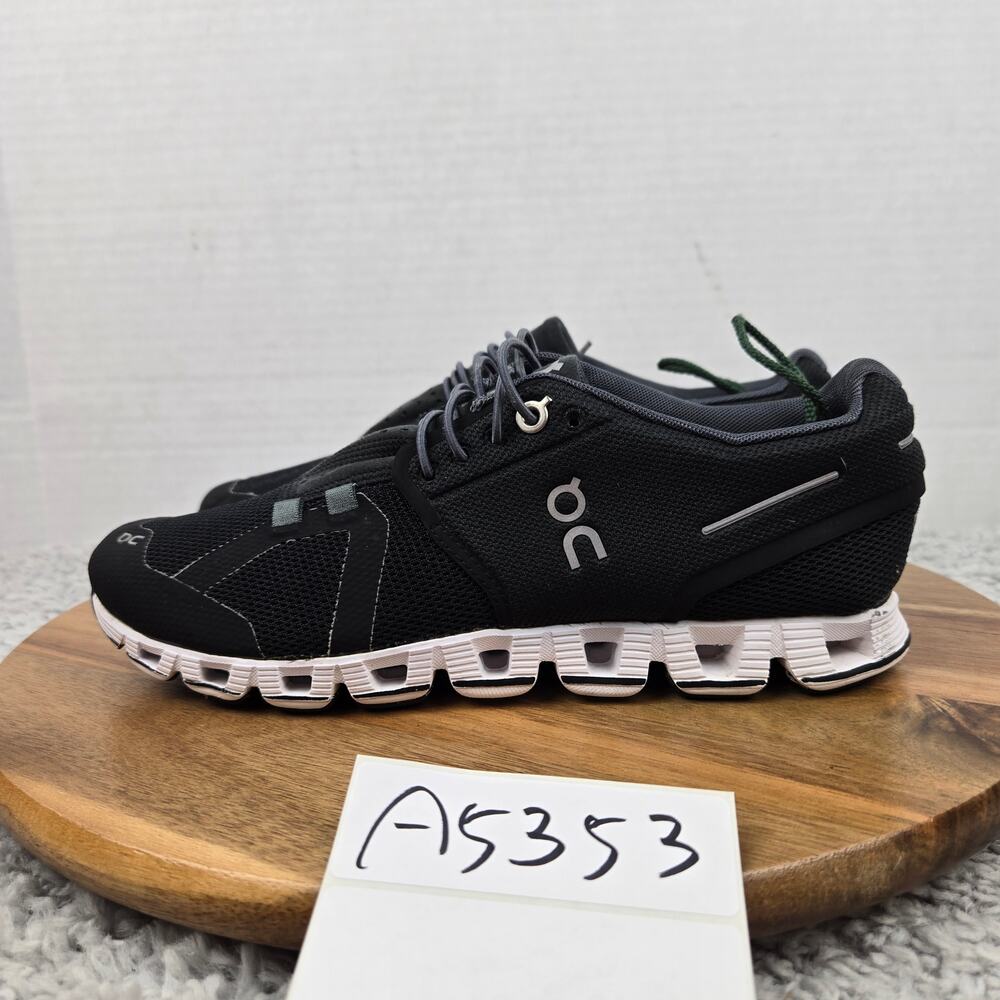 On Womens 6.5 Cloud 5 Black White Athletic Daily Gym Running Shoe